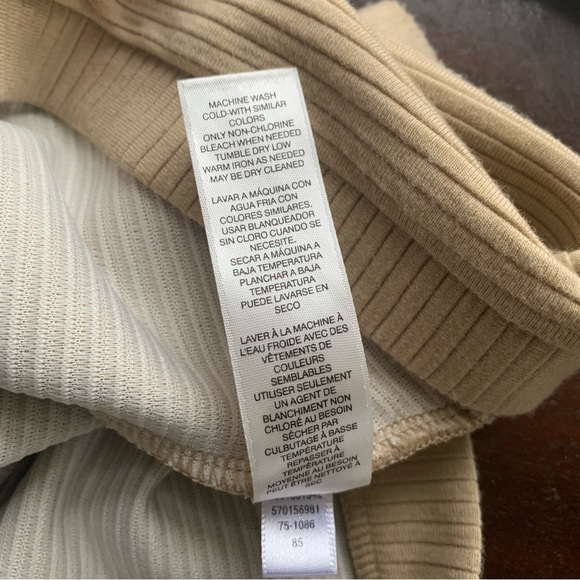 White House | Black Market Sleeveless Neutral Textured Tank - Picture 10 of 12